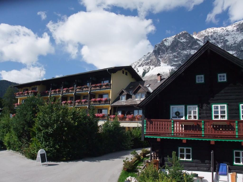 Ferienhotel Knollhof Ramsau am Dachstein Eksteriør billede